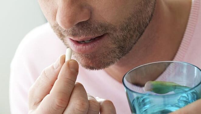 Jemanje prehranskih dopolnil in vitaminov za povečanje moči